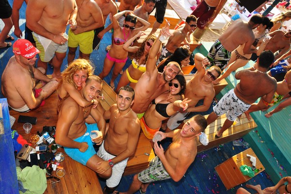 Champagne Shower @ Edde Sands